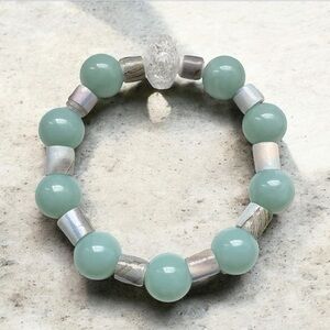 Paper Beads Newspaper with Green Vintage Round Beads Bracelet 6.0”